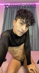 2gays_1Str8: 📸 ( 2 фото)