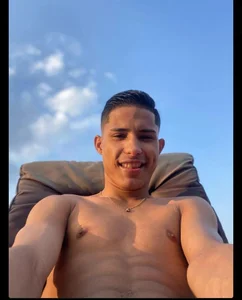 ❤️damian❤️ de Boys_xxx_  2 Imagens