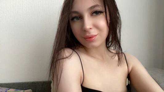 RosalineWhit's XXX Nude Photo 2
