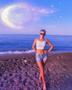 Alice_69_SochiのIの 2枚の写真