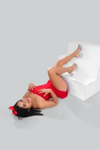 Naugthy-Mey red intense Immagine  3