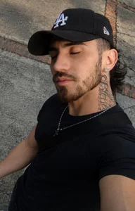 Lucas_Knight Public slika 4