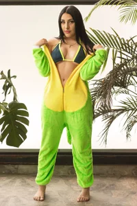 ashlynnlowe_ 💚🌿 Immagine  5