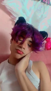 Leo_Glow Kawai Immagine  3