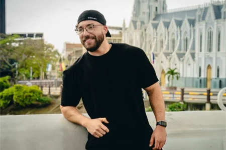 JoshuaLyonのMy Cityの 2枚の写真