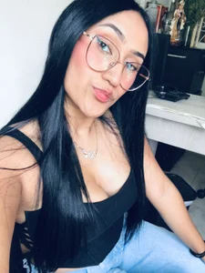 camila_woodのPublicの 5枚の写真