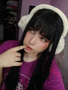 Daniellesins1のMore of meの 6枚の写真