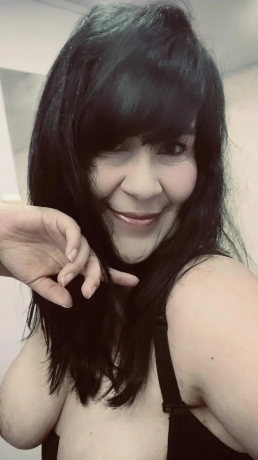 AriannaAdames Trendaava kuva 1935