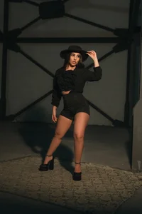 DolcieElliot 𝓓𝓸𝓵𝓬𝓲𝓮 𝓼𝓮𝓷𝓼𝓾𝓪𝓵 Pic 3