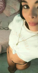 Mhia_Sweet_ Love me in slow motion!  2টি ছবি