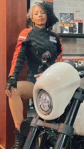daiana_curlyDo you want races, adventures and something more? ...Here I am!图片 9
