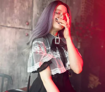 Dark_Lucious kullanıcısının Me in roses albümü -  7 fotoğraf