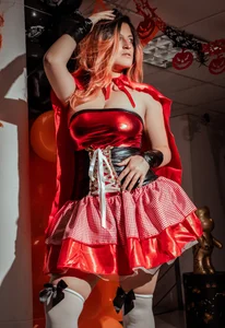 GiaRoussel sexy little hood halloween 👻👻👻 صورة واحدة|GiaRoussel sexy little hood halloween 👻👻👻 صورتان|GiaRoussel sexy little hood halloween 👻👻👻  6 صور|GiaRoussel sexy little hood halloween 👻👻👻  6 صورة