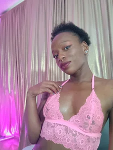 Coco_Kiss very pink 🌺 Pic 4