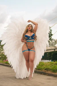 ashlyestone 🔥 Hình 2