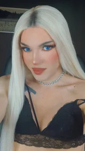 YourTrixie kullanıcısının Public albümü -  2 fotoğraf