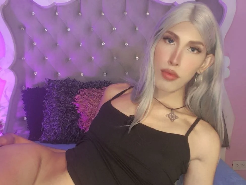 Honey_Moontsts 님의 트렌드 중인 사진  8868개