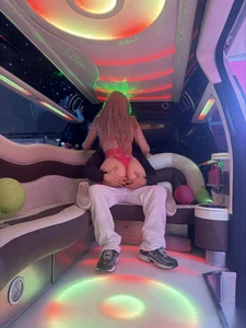 Holly-GlamourのVENUS 2026の 6枚の写真