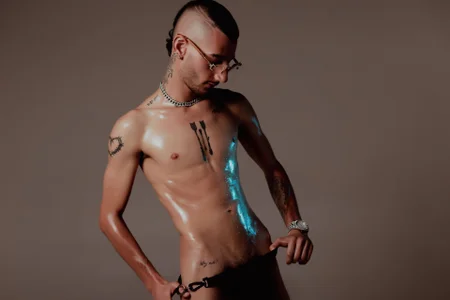 Wet Body de Martin_Evan  5 Imagens