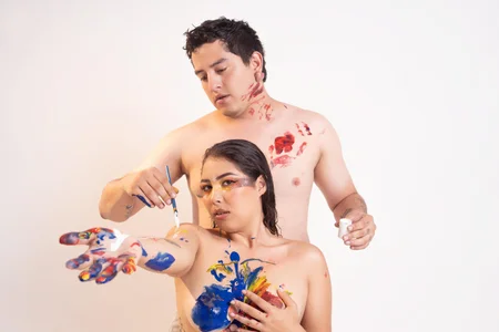 RoxyandAron2 Bodys Paint 🎨 Pic 5