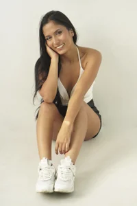 your_khloe looking beautiful Pic