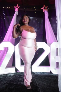 Happy new year! 🥂💖 de KARATIBBY_COX  2 Imagens