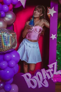 annieesweett Feeling like a bratz doll Foto 2