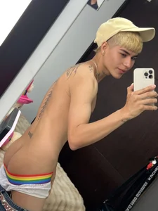 lukasstrong_ Boy Pic 2