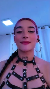 SkarletRuiz I love my face Pic