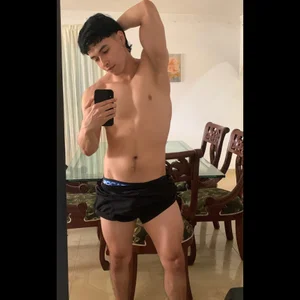 LiamAndrewzz Public Immagine  2