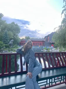 ValentinaWestund: Public ( 4 фото)