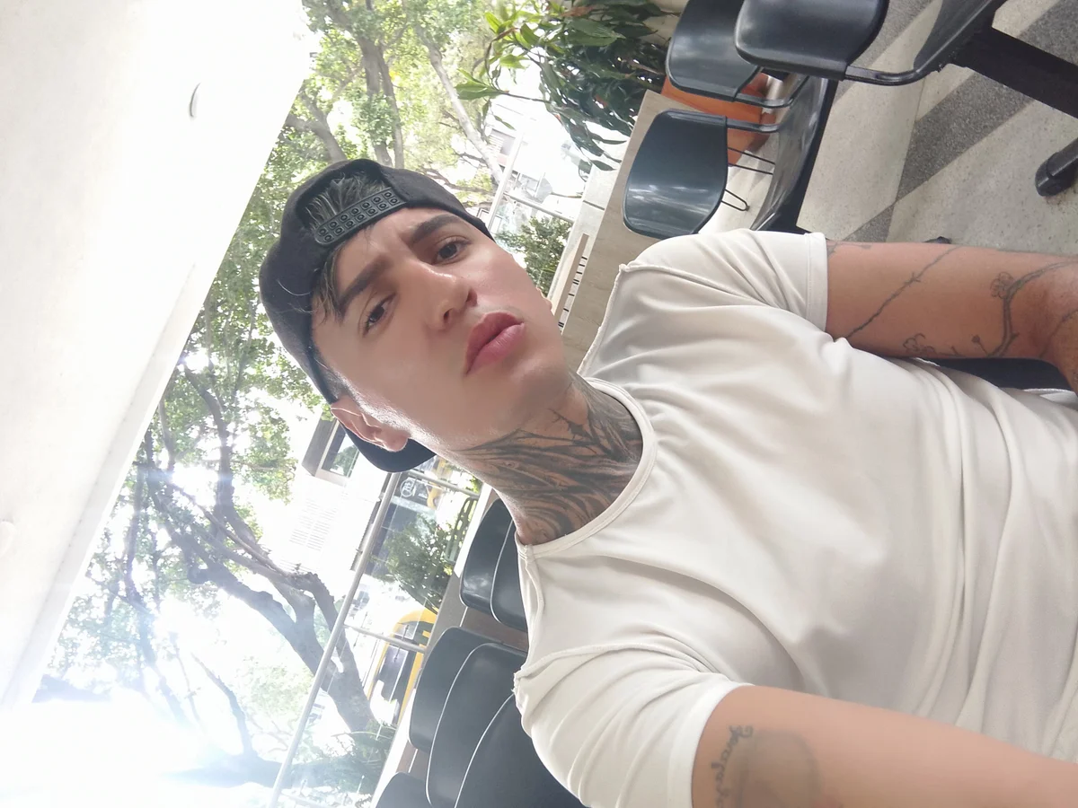 Camilo_Tattoo adlı kullanıcının viral fotoğrafları:  6550