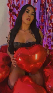 Cameliaa_Smiith Your Valentine's gift Pic 7