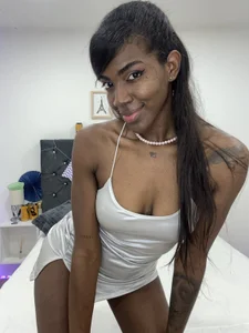 Alma_Stevenson Do you like my dress?💋 Pic 3