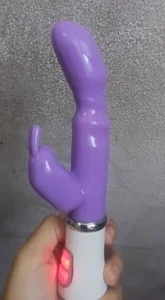 Vibrador de Clitóris e Estimulador do ponto G com 8 Vibrações de sereiaametista  2 photos