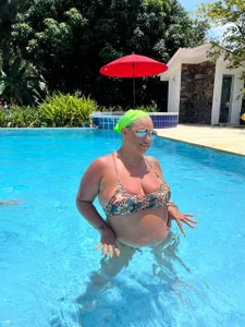 GianellaCox_ Sun, body and sensuality Pic 3