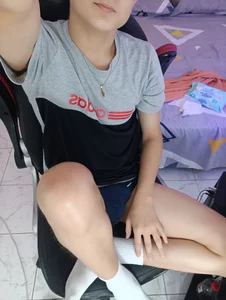 Nathan_Bluee Streaming day 🥰 Pic 5