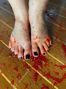 Hana_Boston Jelly on my feet Pic 8