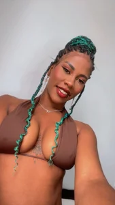 LucianaM_13 Public Bilde 7