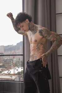 your trusted tattoo artist🦾🩳🍆🔥 de Aron_ford  4 Imagens