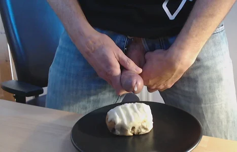 eatmycum4you_1baller Hungry..?  2. fénykép