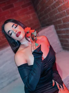 KateSunder Miss Addams Pic 4