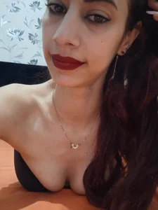 Melania1 🔥💋 зображення 2