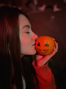 KateCuddle: Happy Helloween ( 6 фото)