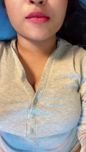 LillyLive: Cleavage and Boobies 🍒 ( 5 фото)