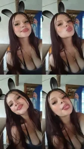 me de SophiaBeaumont  2 Imagens