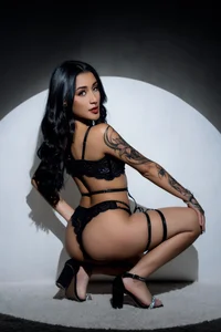 Bby_izzy Subtle temptation 😏 Pic 3