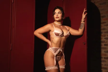 SofiaGomez444 soft temptation 🌸💕 Pic 4