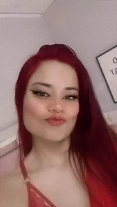 Leyla sexy