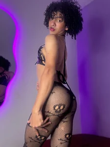 alaiasexygirl Public Bilde 2